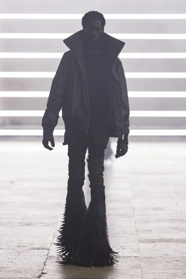 00009-rick-owens-fall-2025-menswear-credit-brand