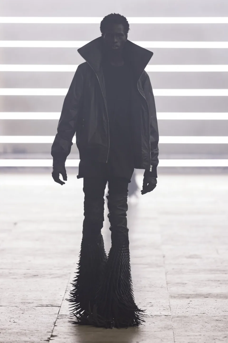 00009-rick-owens-fall-2025-menswear-credit-brand