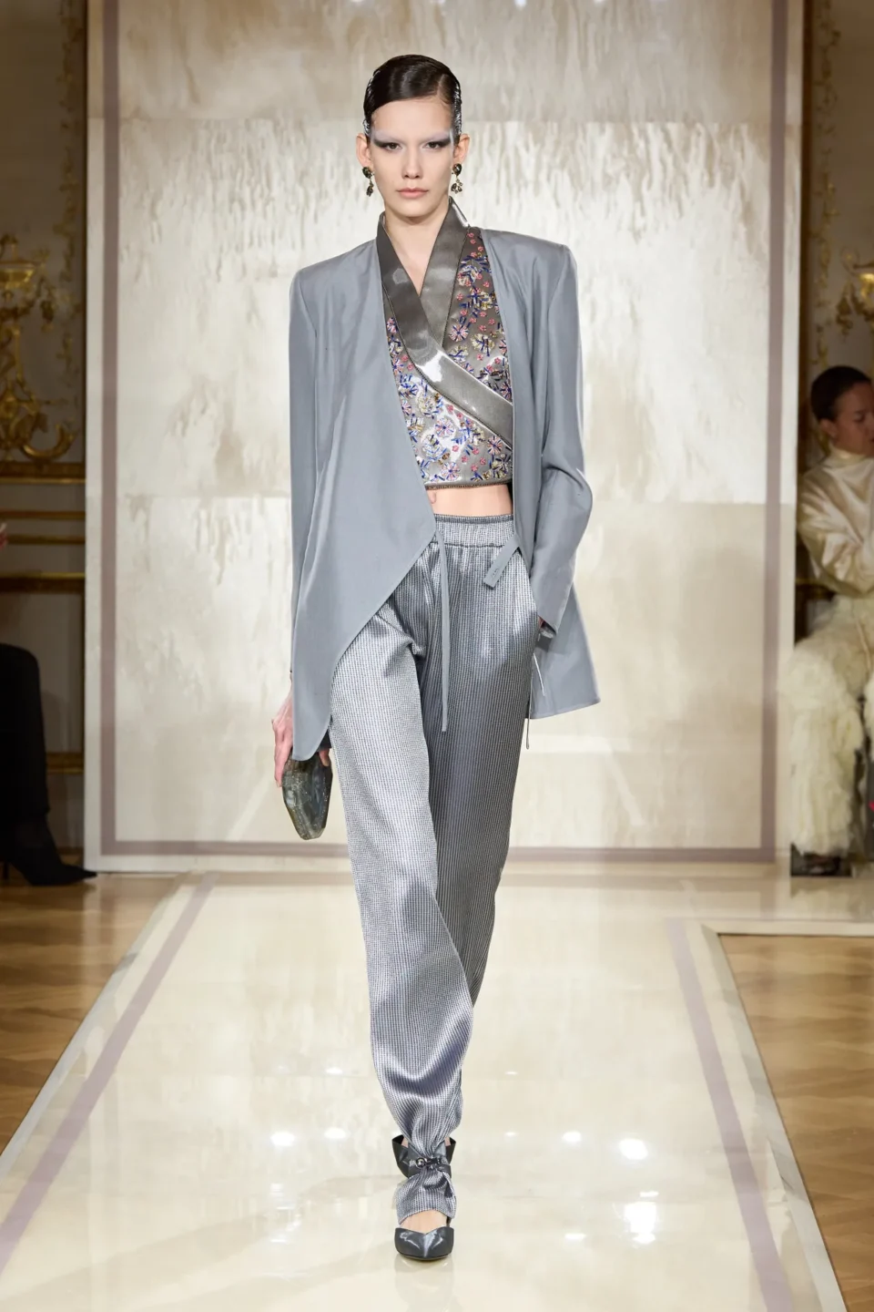 00010-armani-prive-spring-2025-couture-credit-gorunway