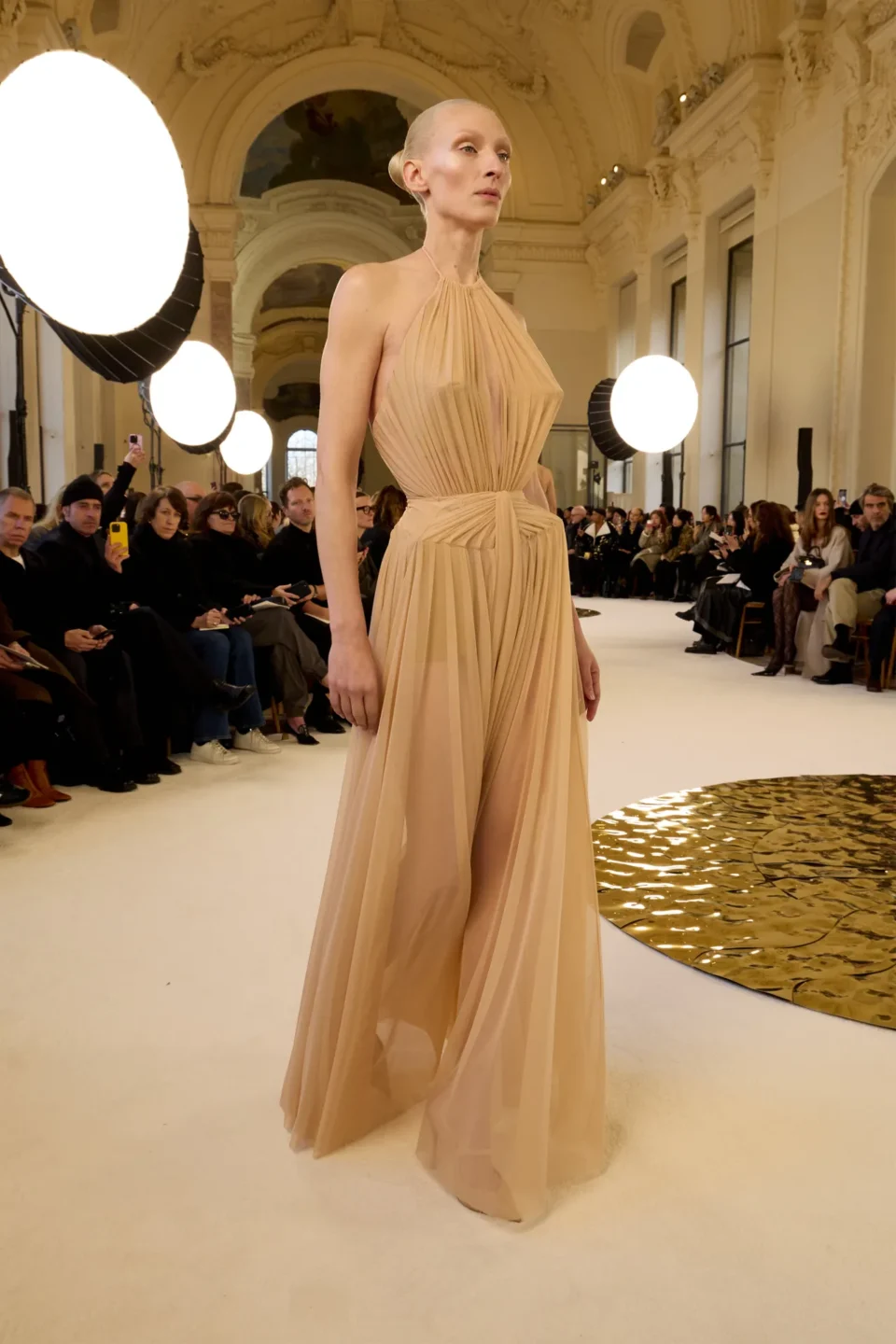 00010-schiaparelli-spring-2025-couture-credit-brand