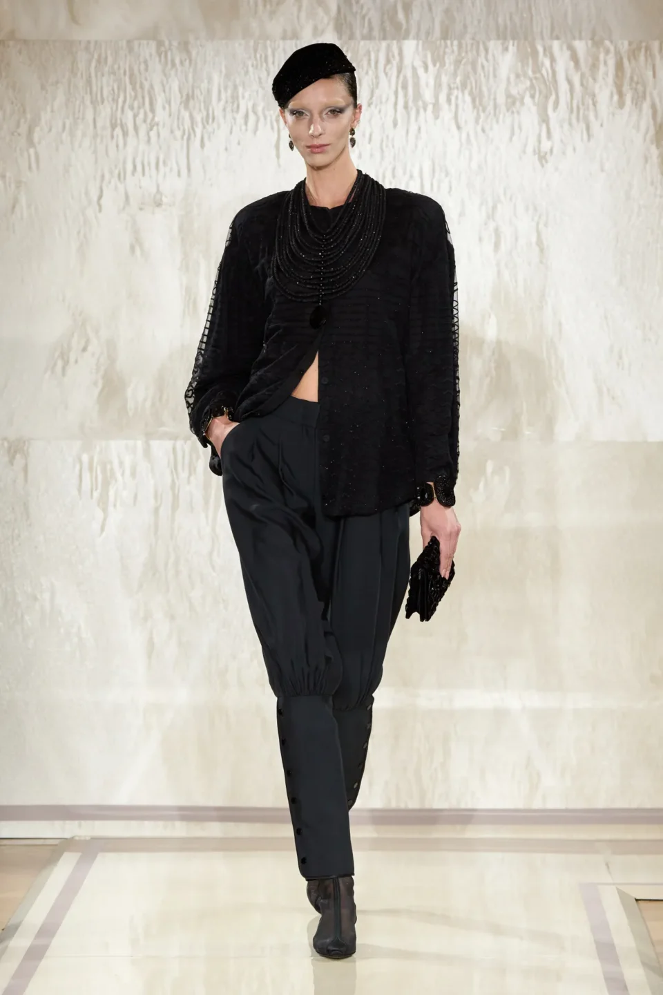 00012-armani-prive-spring-2025-couture-credit-gorunway