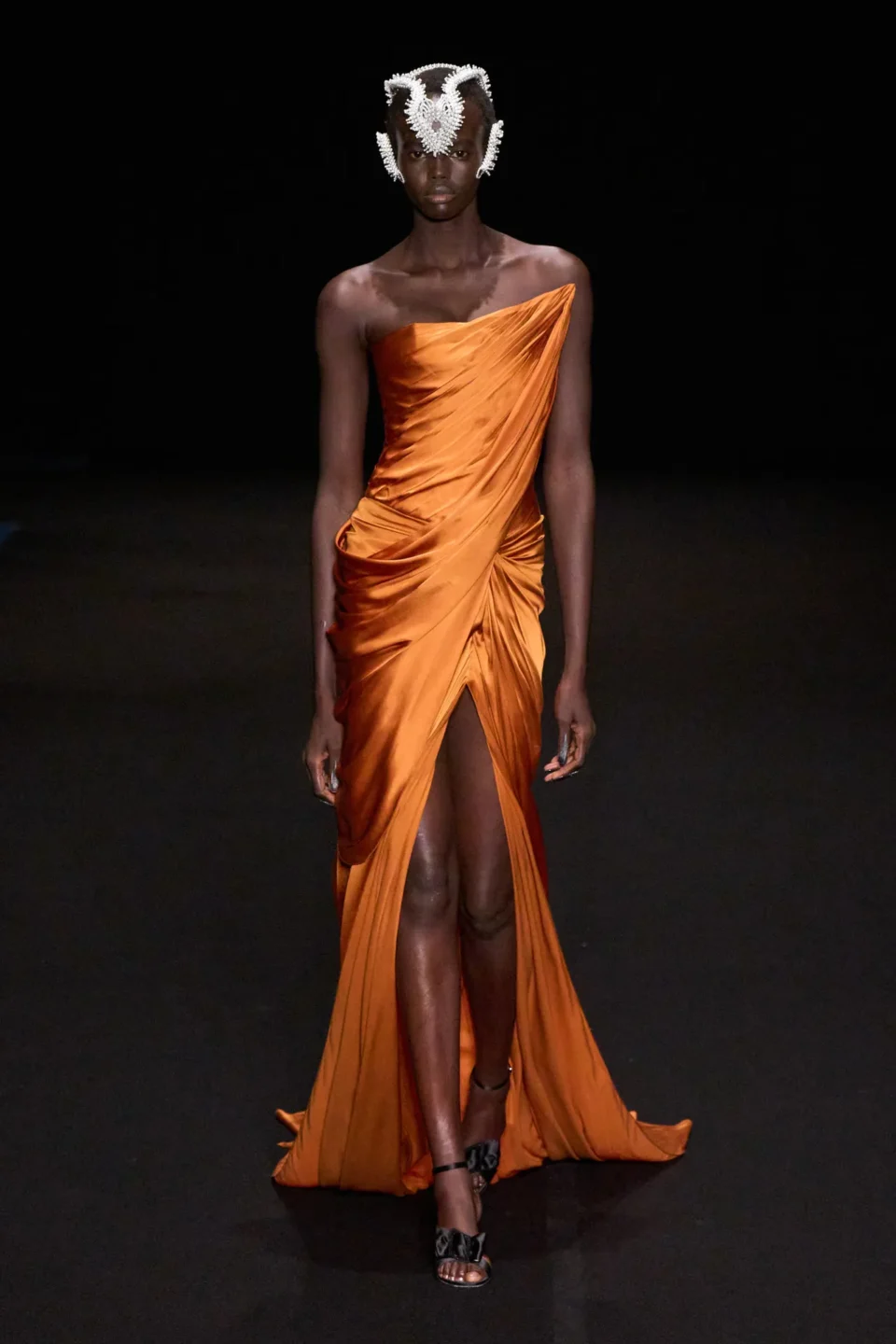 00012-gaurav-gupta-spring-2025-couture-credit-gorunway