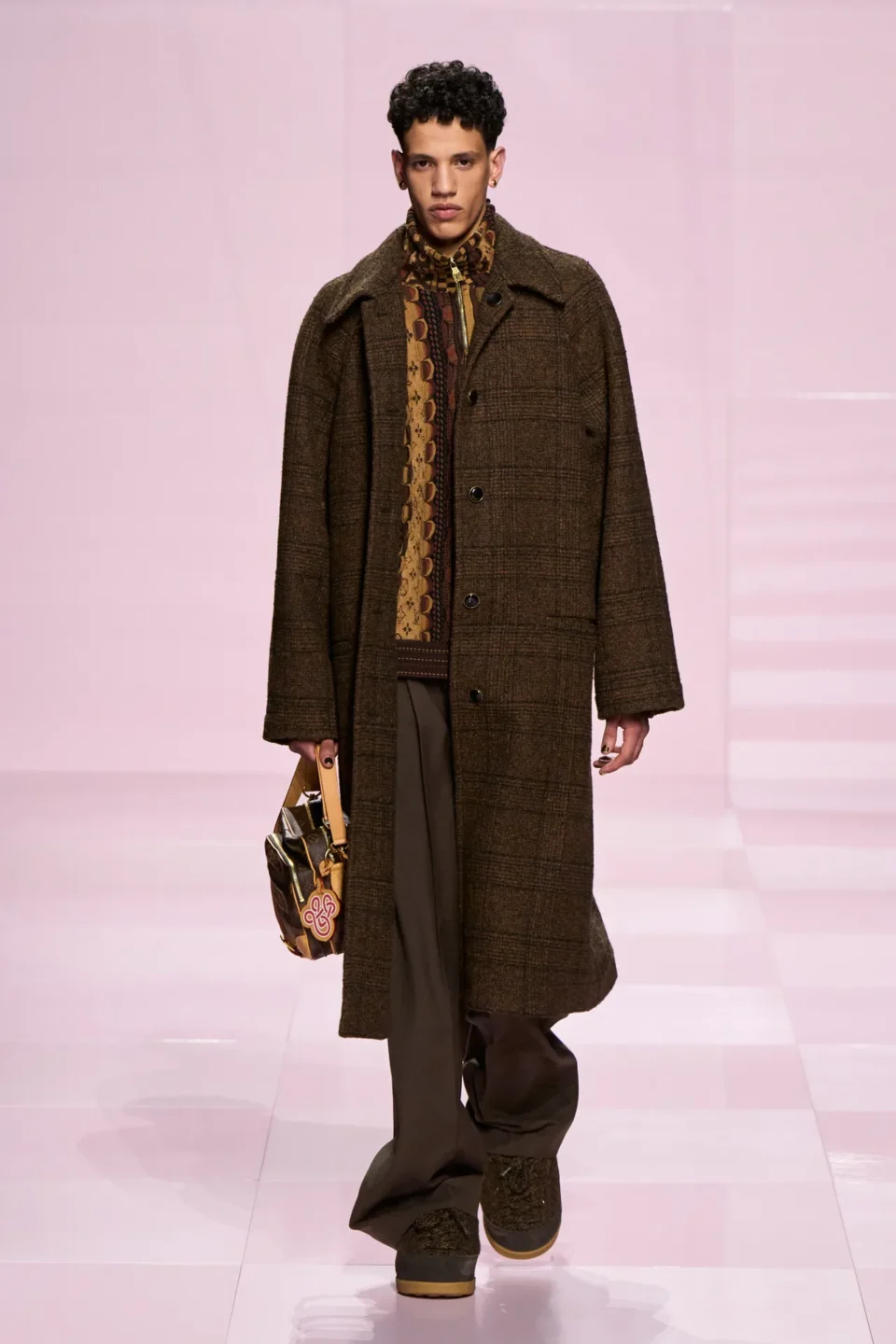 00012-louis-vuitton-fall-2025-menswear-credit-gorunway