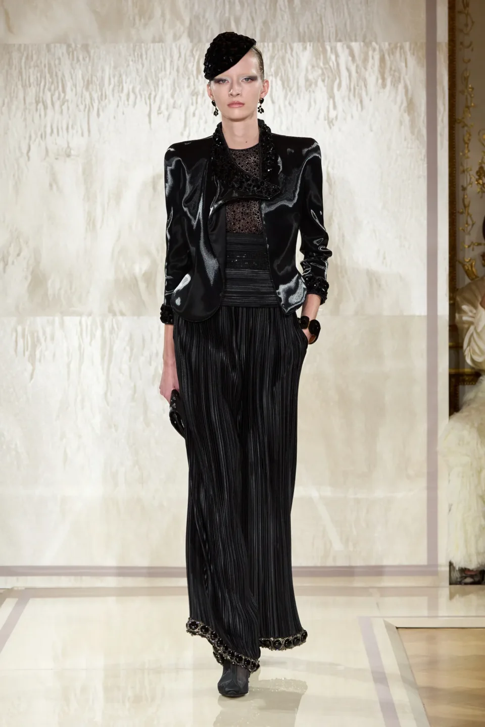 00013-armani-prive-spring-2025-couture-credit-gorunway