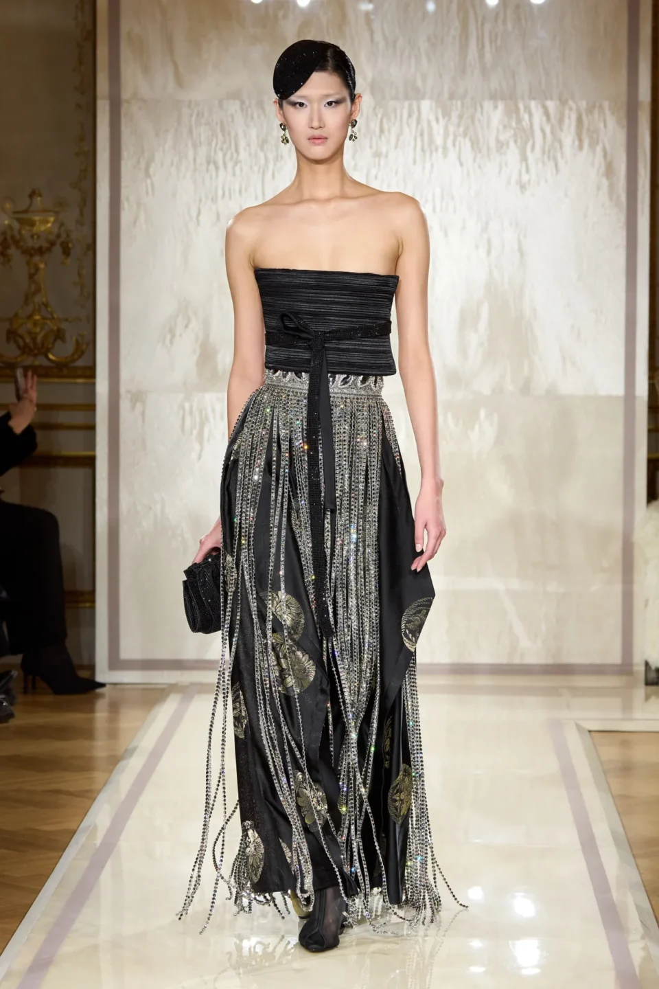 00016-armani-prive-spring-2025-couture-credit-gorunway