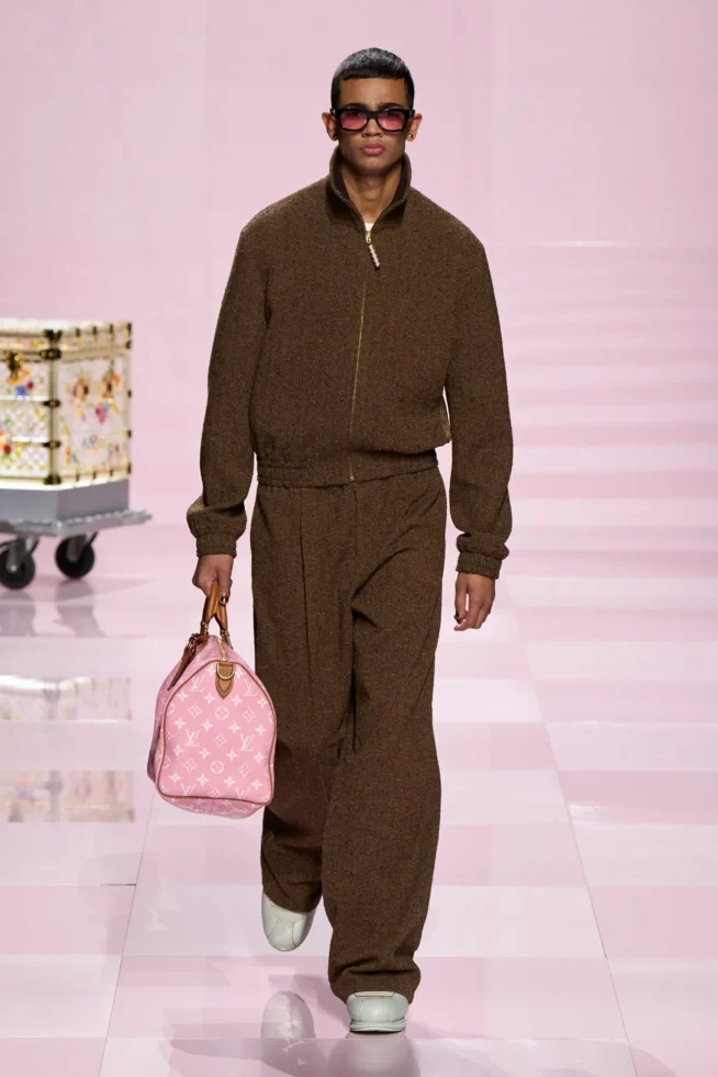 00016-louis-vuitton-fall-2025-menswear-credit-gorunway