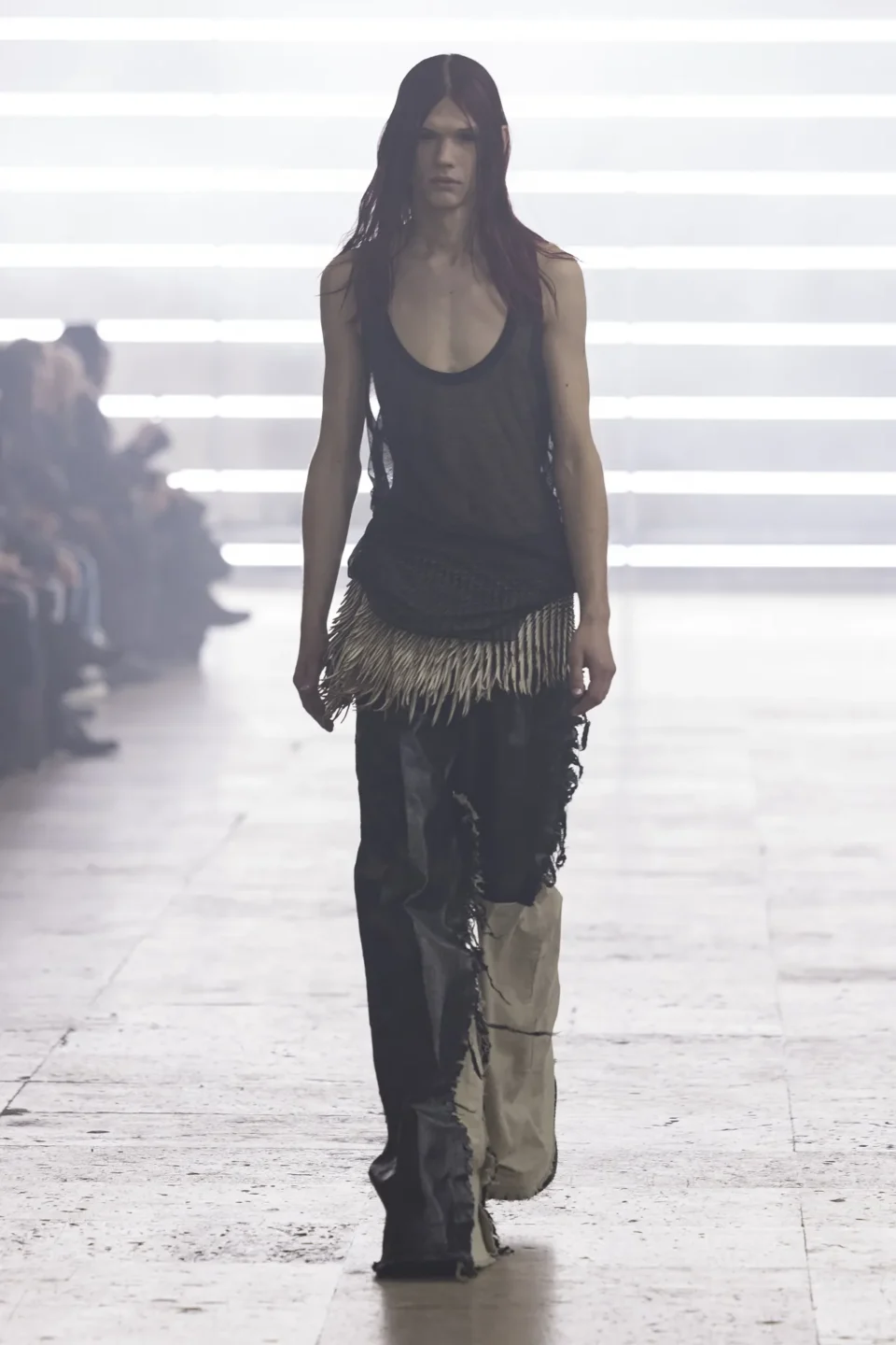 00019-rick-owens-fall-2025-menswear-credit-brand