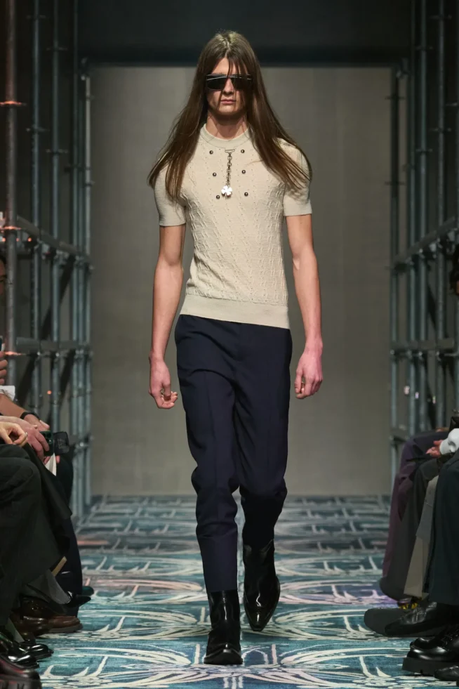00022-prada-fall-2025-menswear-credit-gorunway