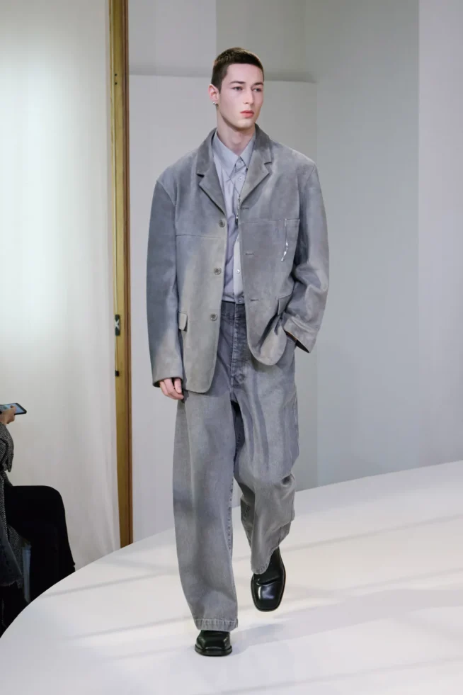 00025-lemaire-fall-2025-menswear-credit-gregoire-avenel-brand