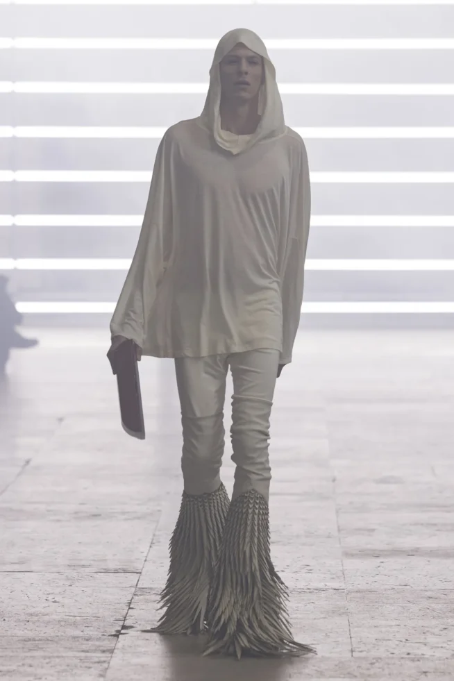 00025-rick-owens-fall-2025-menswear-credit-brand
