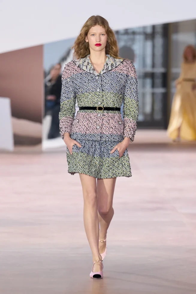 00027-chanel-spring-2025-couture-credit-gorunway