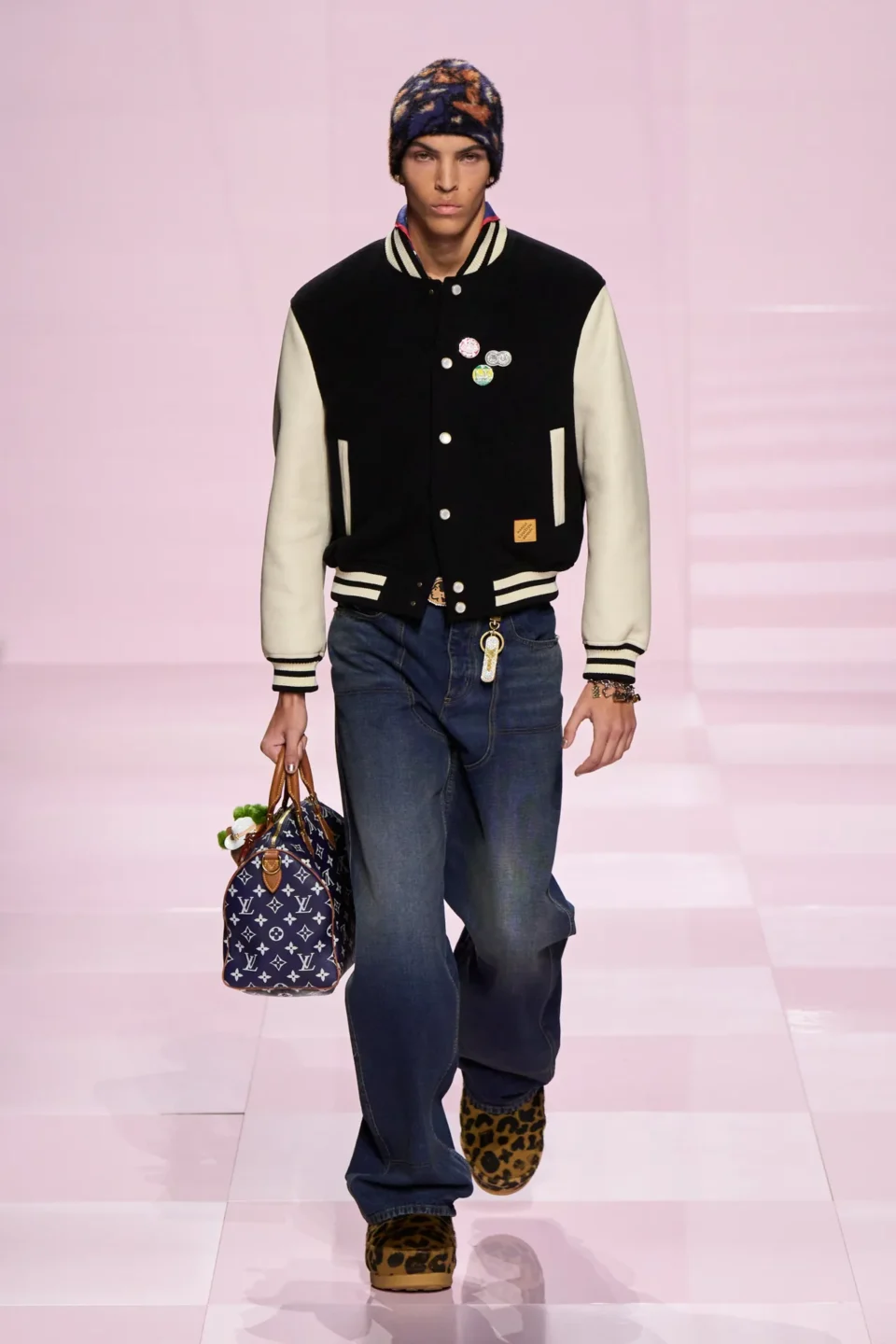 00028-louis-vuitton-fall-2025-menswear-credit-gorunway
