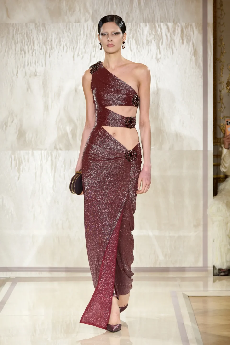 00030-armani-prive-spring-2025-couture-credit-gorunway