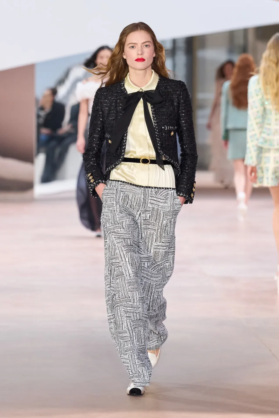 00030-chanel-spring-2025-couture-credit-gorunway