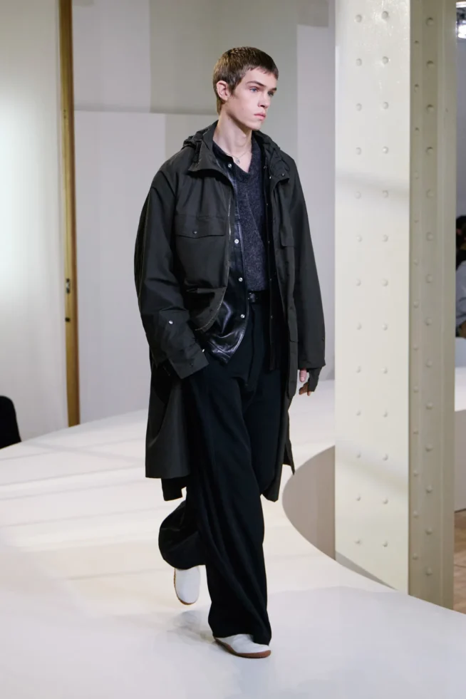00030-lemaire-fall-2025-menswear-credit-gregoire-avenel-brand