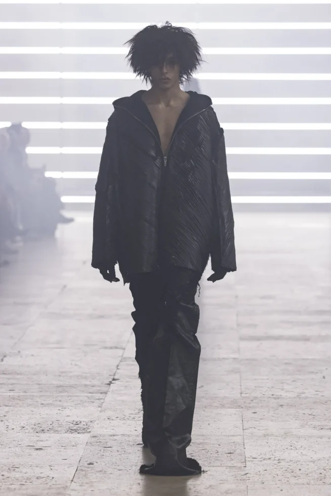 00031-rick-owens-fall-2025-menswear-credit-brand