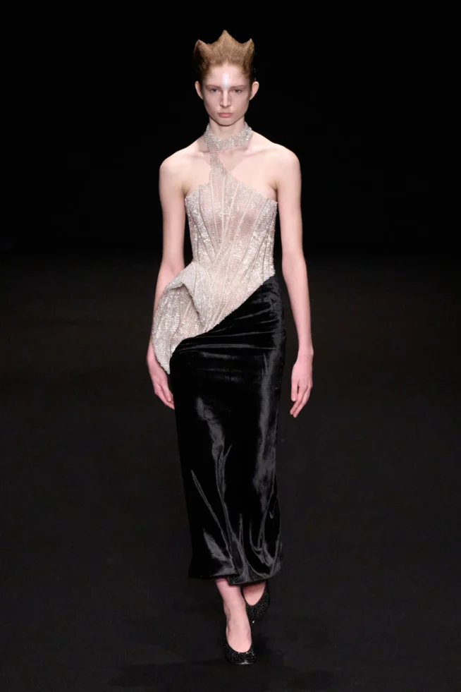 00032-gaurav-gupta-spring-2025-couture-credit-gorunway