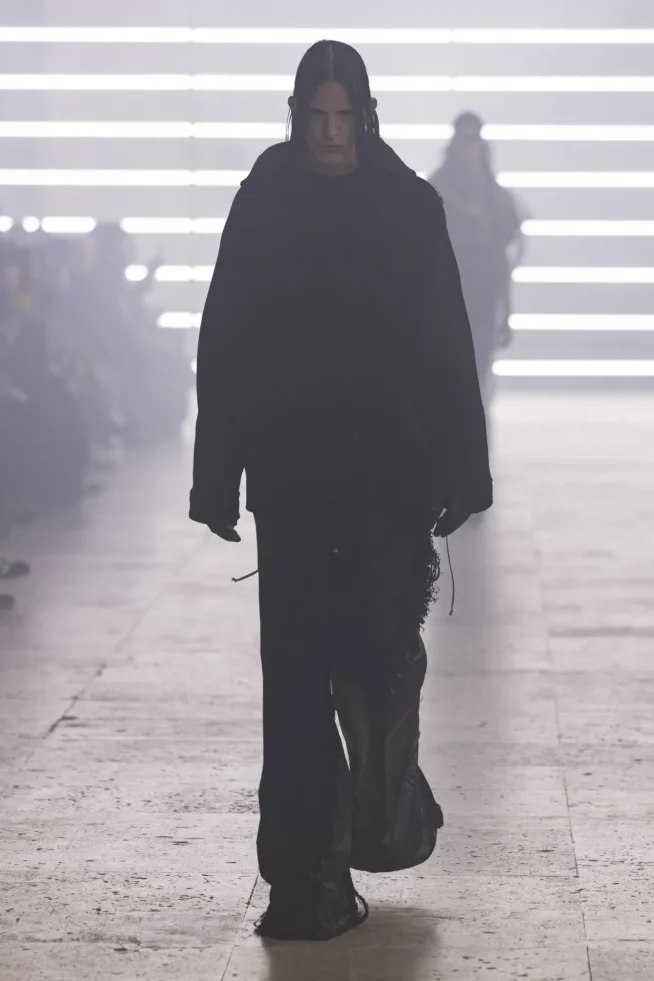 00032-rick-owens-fall-2025-menswear-credit-brand