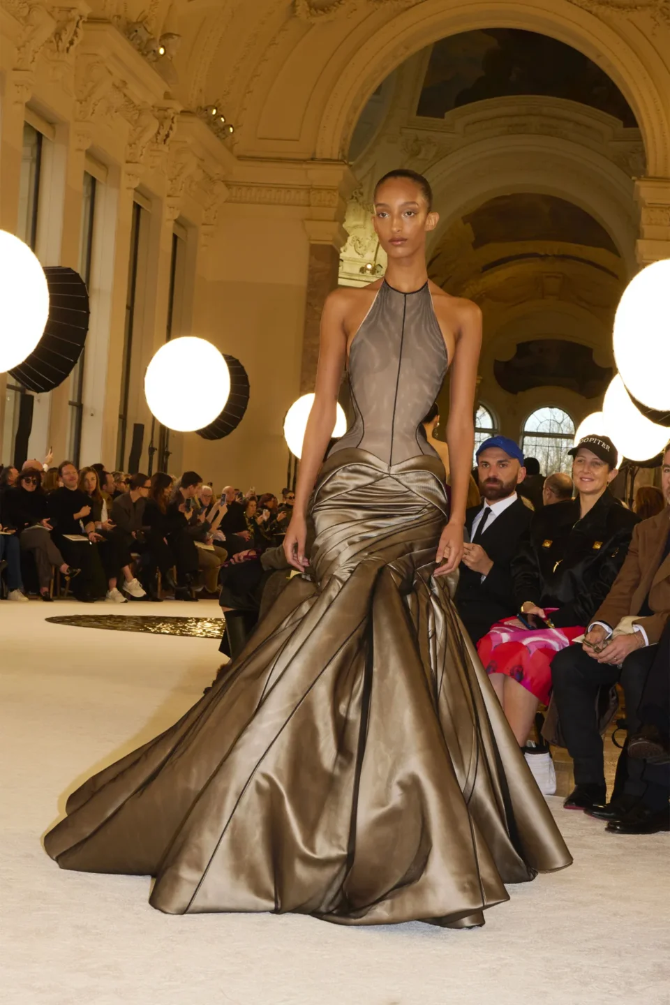 00032-schiaparelli-spring-2025-couture-credit-brand