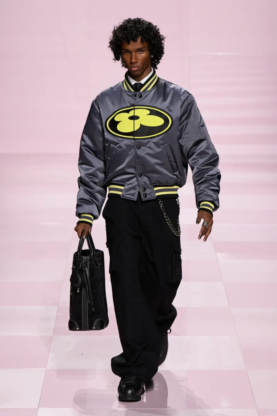 00033-louis-vuitton-fall-2025-menswear-credit-gorunway