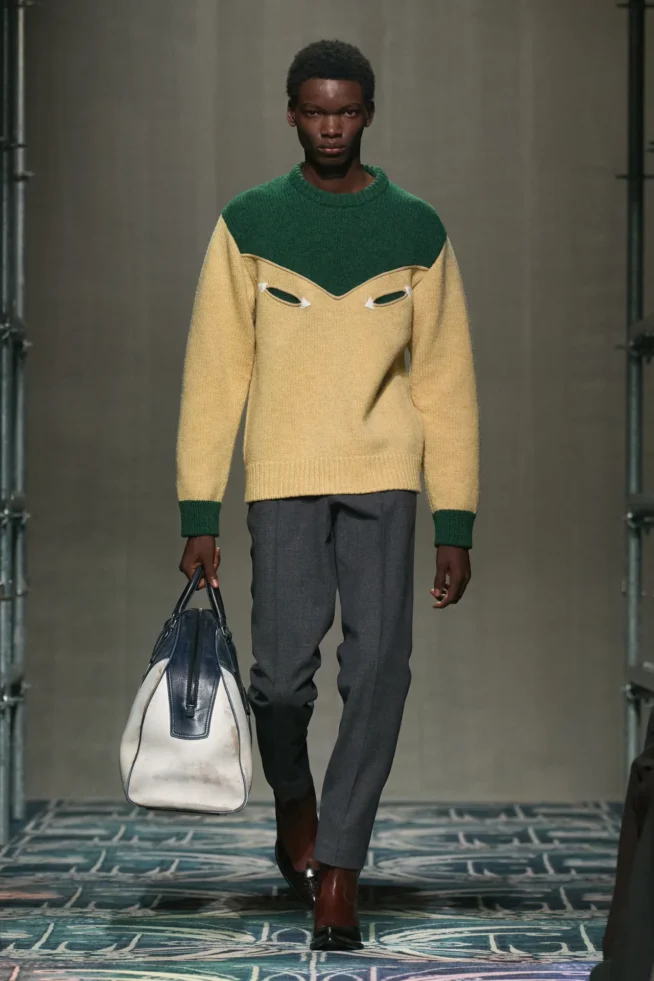 00033-prada-fall-2025-menswear-credit-gorunway