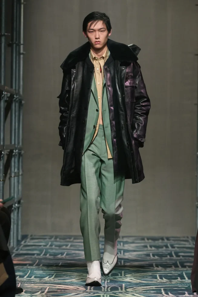00034-prada-fall-2025-menswear-credit-gorunway