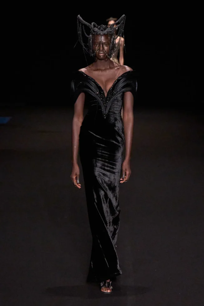 00039-gaurav-gupta-spring-2025-couture-credit-gorunway