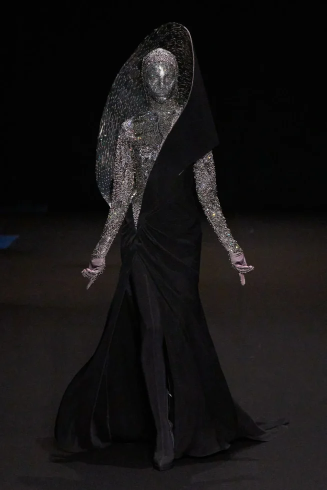 00041-gaurav-gupta-spring-2025-couture-credit-gorunway