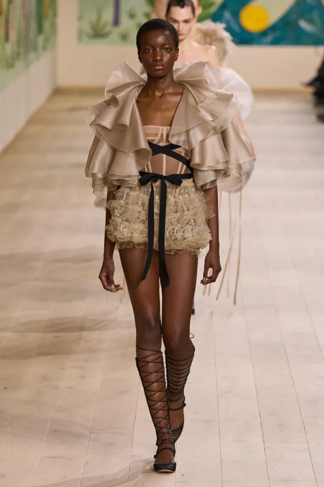00042-christian-dior-spring-2025-couture-credit-gorunway