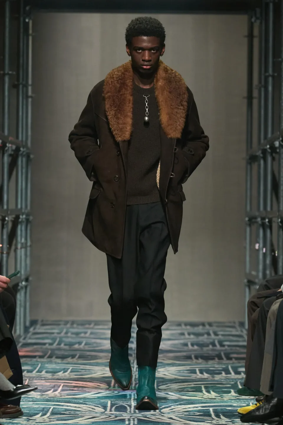 00043-prada-fall-2025-menswear-credit-gorunway