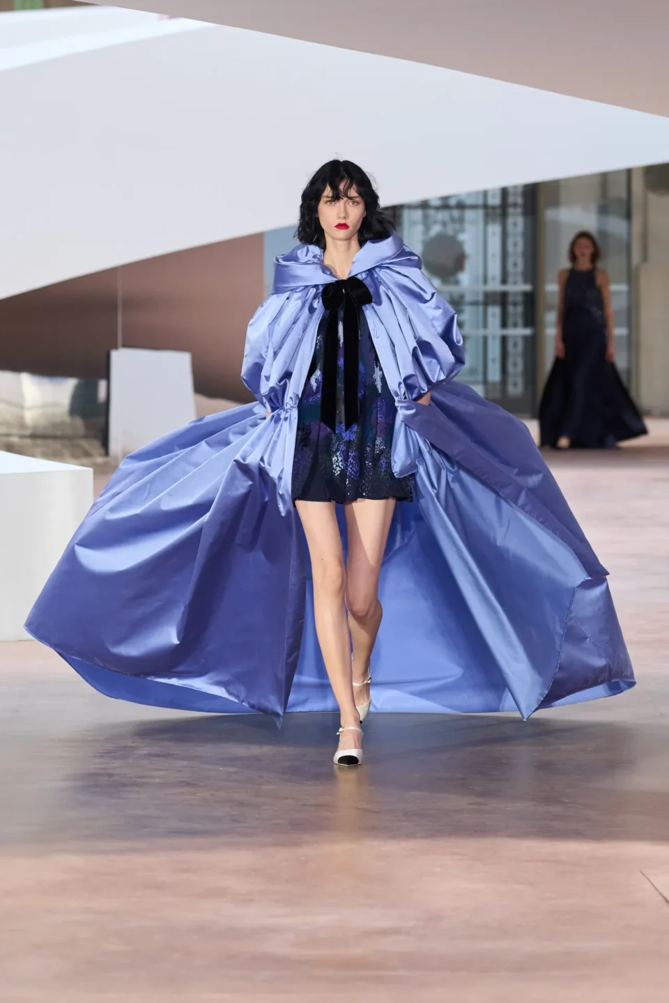 00044-chanel-spring-2025-couture-credit-gorunway