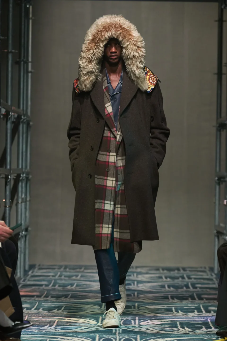 00044-prada-fall-2025-menswear-credit-gorunway