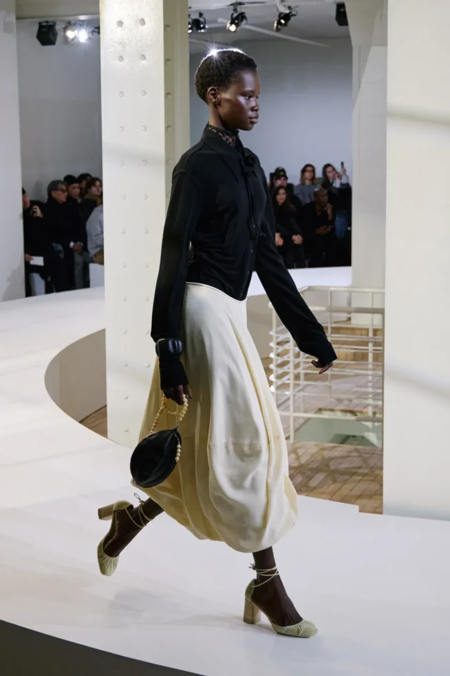00045-lemaire-fall-2025-menswear-credit-gregoire-avenel-brand