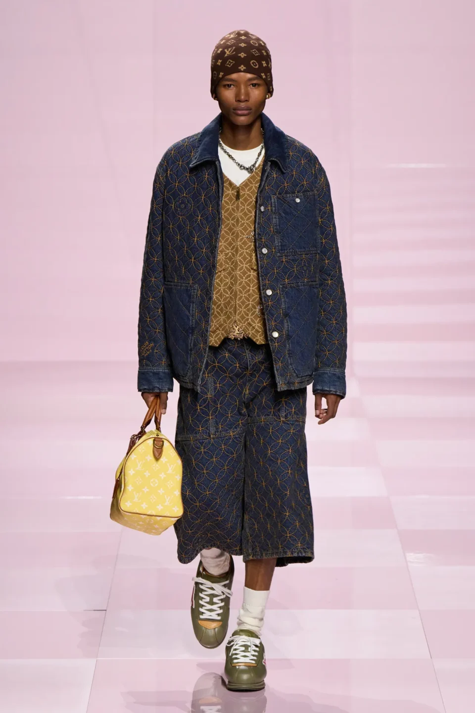 00045-louis-vuitton-fall-2025-menswear-credit-gorunway