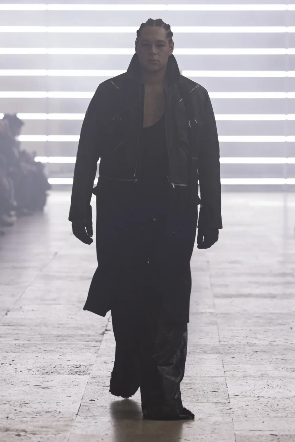 00045-rick-owens-fall-2025-menswear-credit-brand