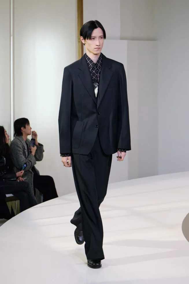 00046-lemaire-fall-2025-menswear-credit-gregoire-avenel-brand