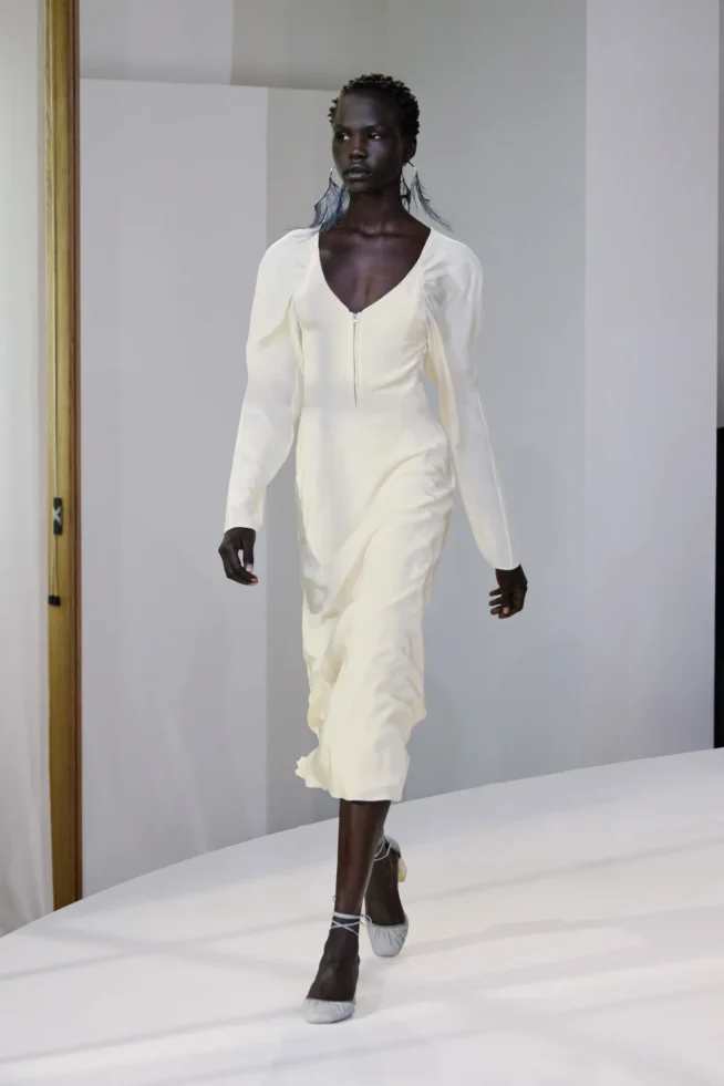 00047-lemaire-fall-2025-menswear-credit-gregoire-avenel-brand