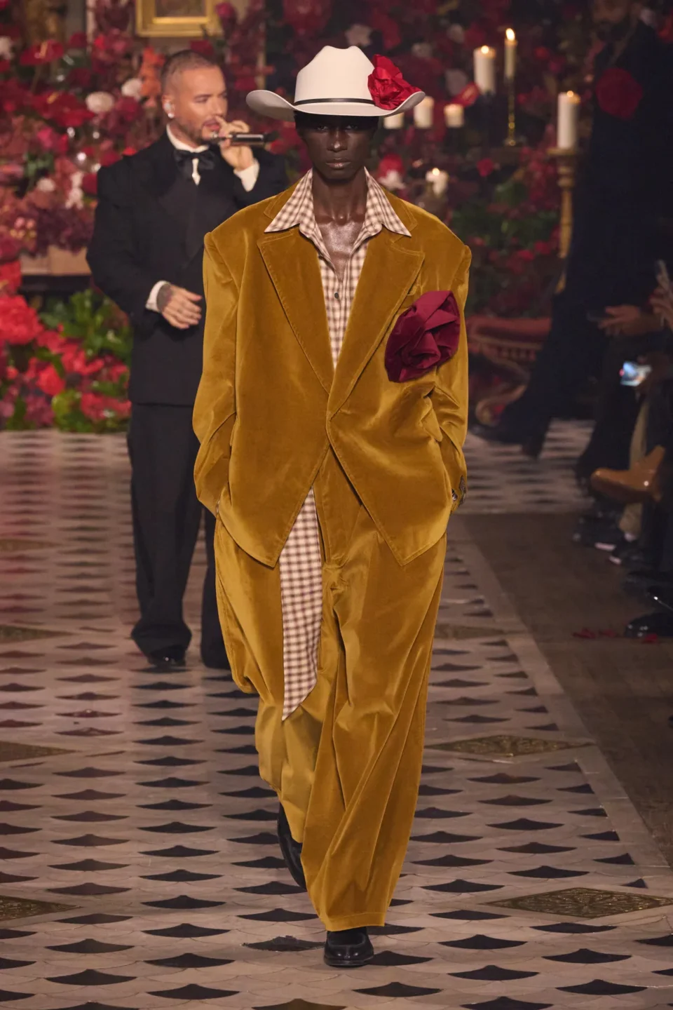 00047-willy-chavarria-fall-2025-menswear-credit-gorunway