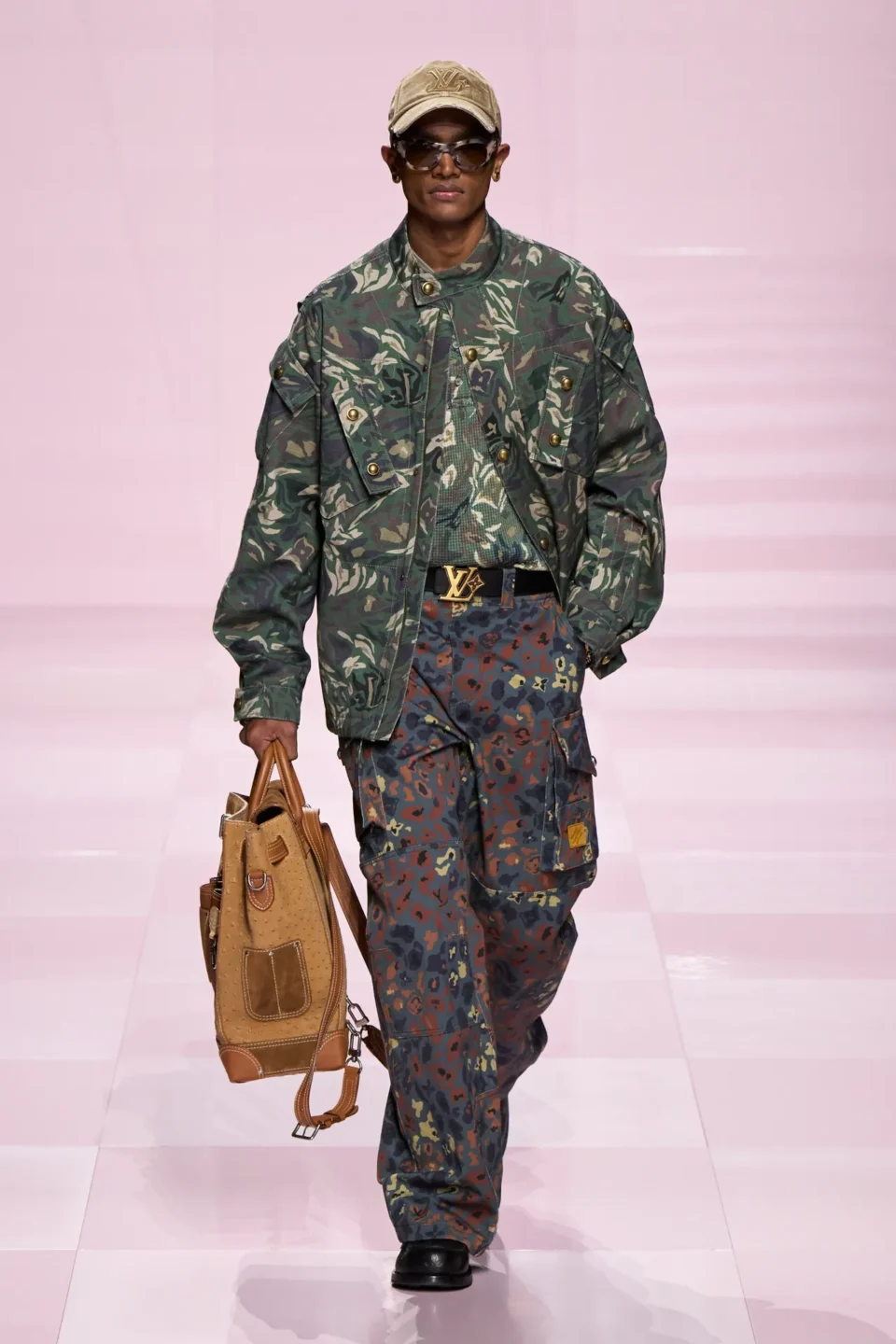 00048-louis-vuitton-fall-2025-menswear-credit-gorunway