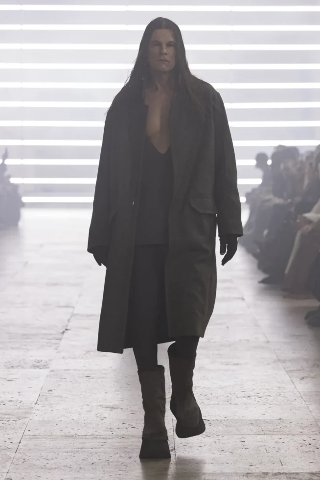 00048-rick-owens-fall-2025-menswear-credit-brand