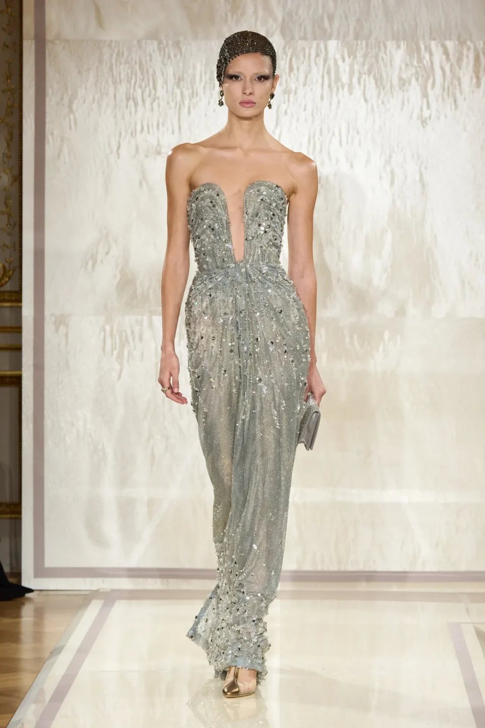 00049-armani-prive-spring-2025-couture-credit-gorunway