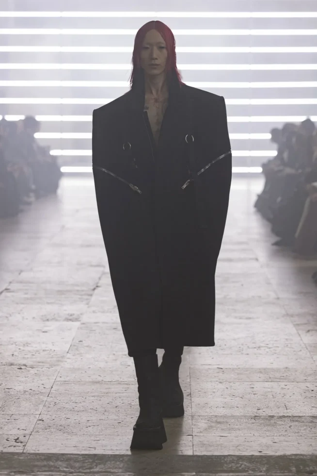 00049-rick-owens-fall-2025-menswear-credit-brand