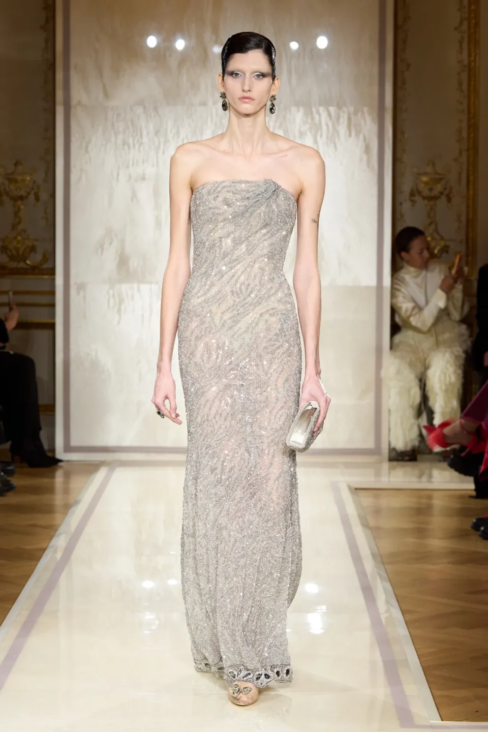 00050-armani-prive-spring-2025-couture-credit-gorunway