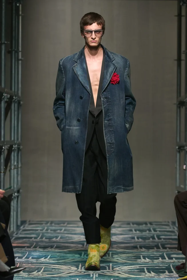 00050-prada-fall-2025-menswear-credit-gorunway
