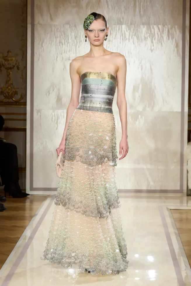 00052-armani-prive-spring-2025-couture-credit-gorunway
