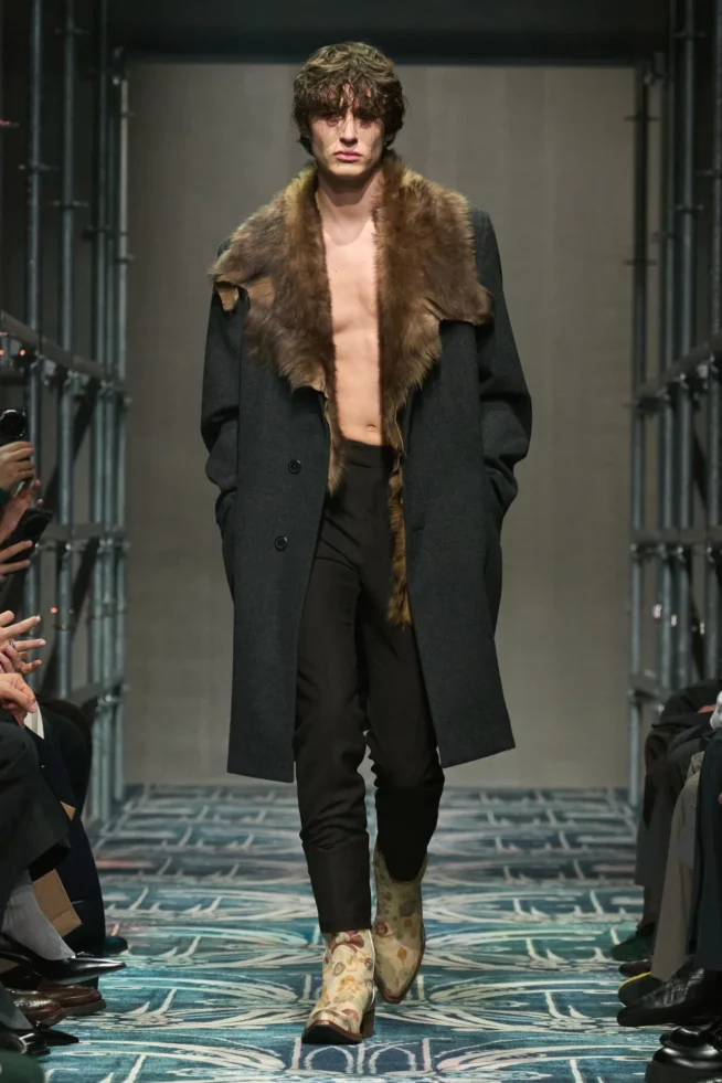 00056-prada-fall-2025-menswear-credit-gorunway