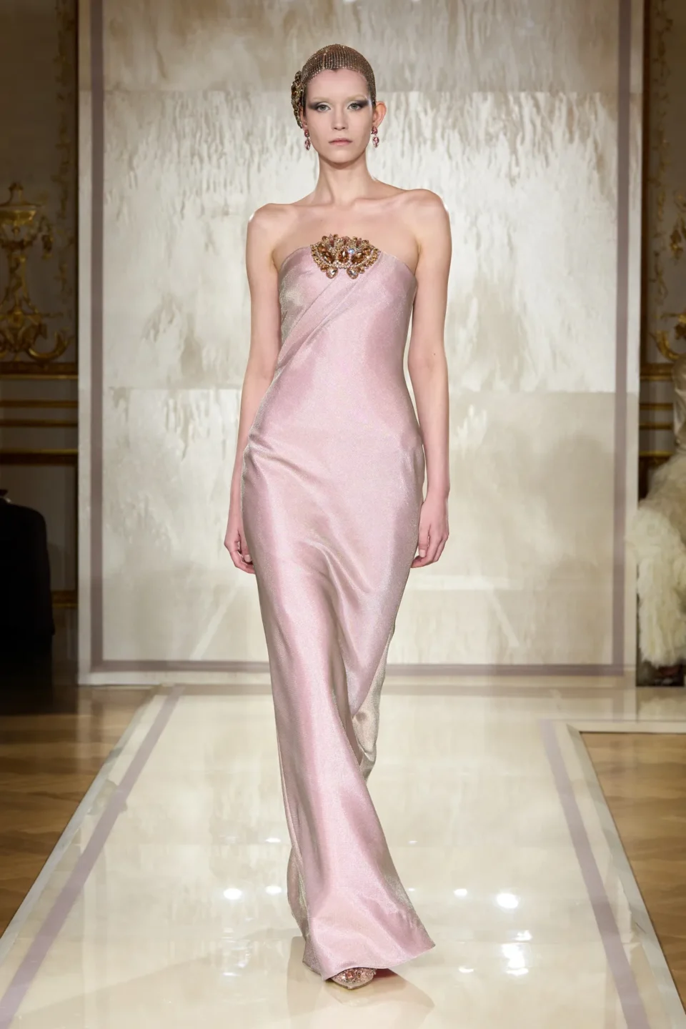 00057-armani-prive-spring-2025-couture-credit-gorunway