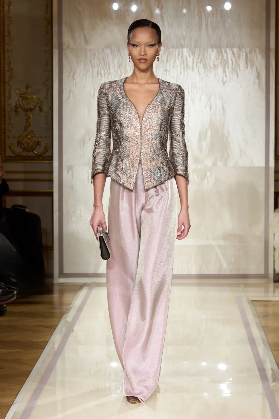 00059-armani-prive-spring-2025-couture-credit-gorunway