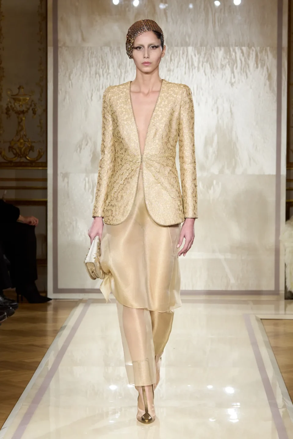 00074-armani-prive-spring-2025-couture-credit-gorunway