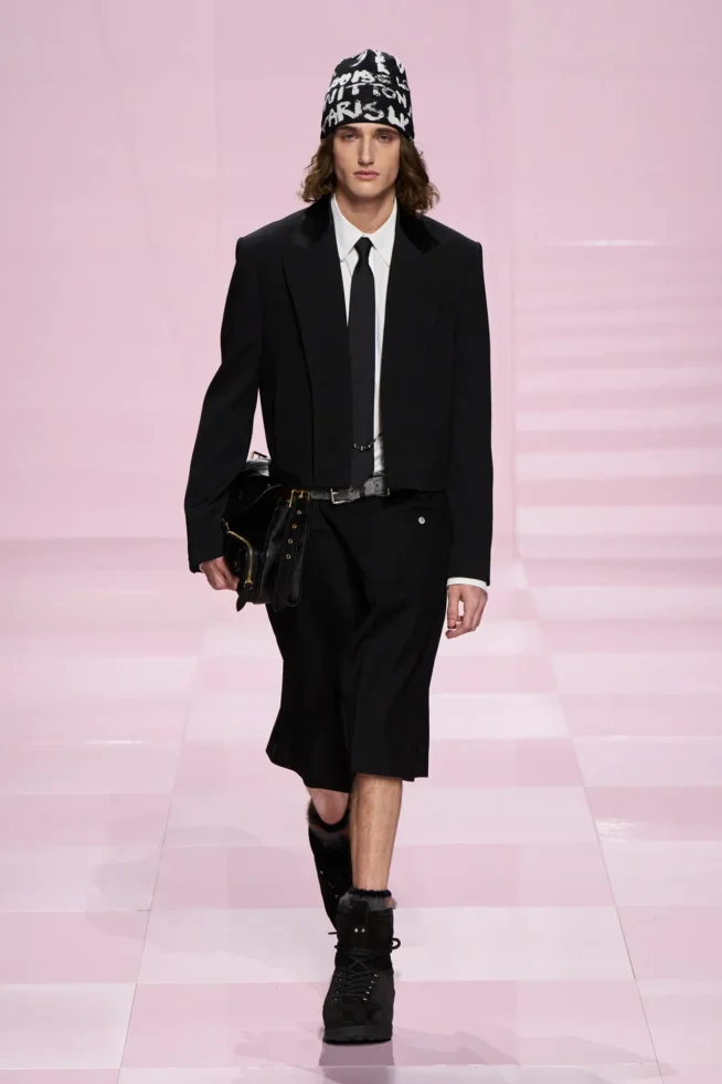 00075-louis-vuitton-fall-2025-menswear-credit-gorunway